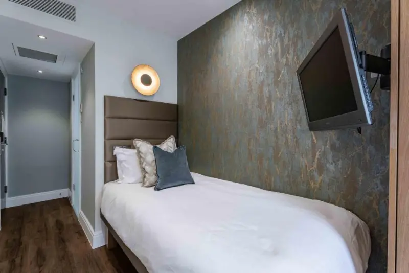 Superior Single Room
